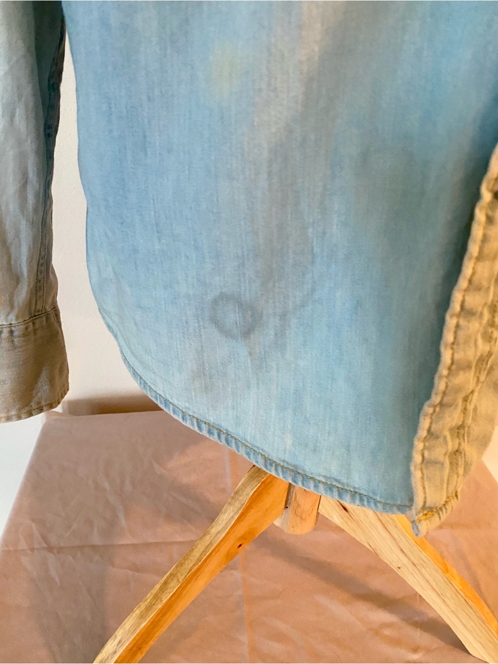 Levi’s Faded Light Wash Western Denim Shirt XXL – Worn-In Patina - Picture 2 of 7